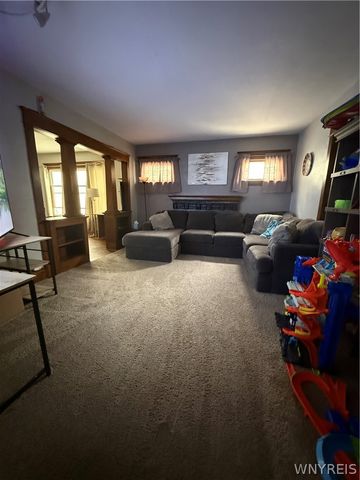 60 Sterling Avenue, Buffalo, NY 14216