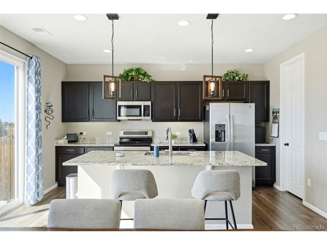 359 Vista Cliff Cir, Castle Rock, CO 80104