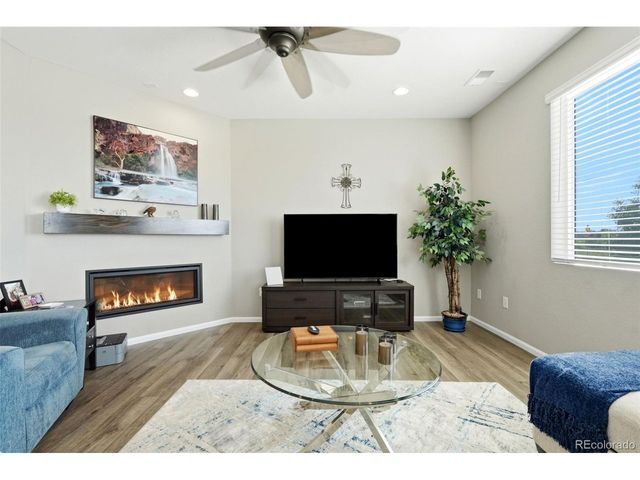 359 Vista Cliff Cir, Castle Rock, CO 80104