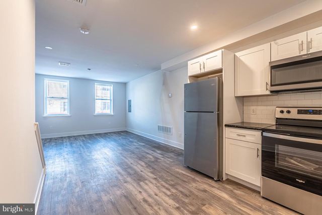 947 S 9TH ST, Philadelphia, PA 19147