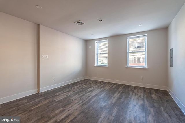 947 S 9TH ST, Philadelphia, PA 19147