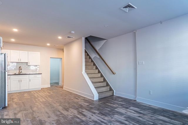 947 S 9TH ST, Philadelphia, PA 19147