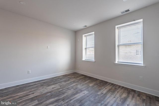 947 S 9TH ST, Philadelphia, PA 19147