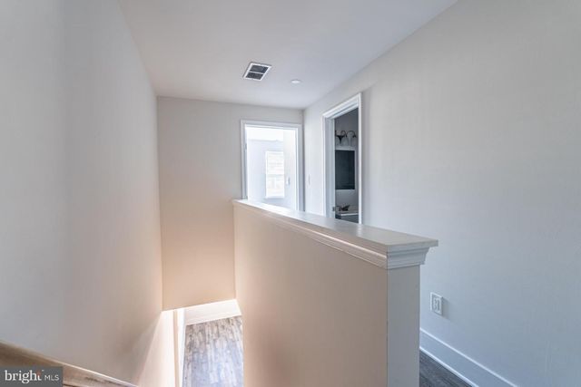 947 S 9TH ST, Philadelphia, PA 19147
