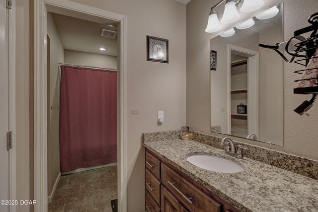 2224 W 29th Street, Joplin, MO 64804