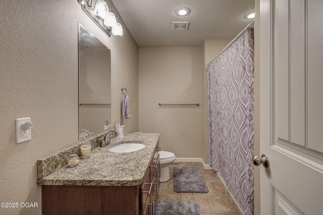 2224 W 29th Street, Joplin, MO 64804