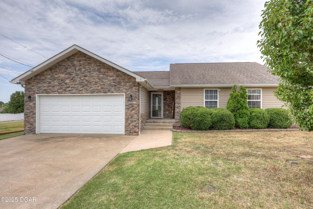 2224 W 29th Street, Joplin, MO 64804
