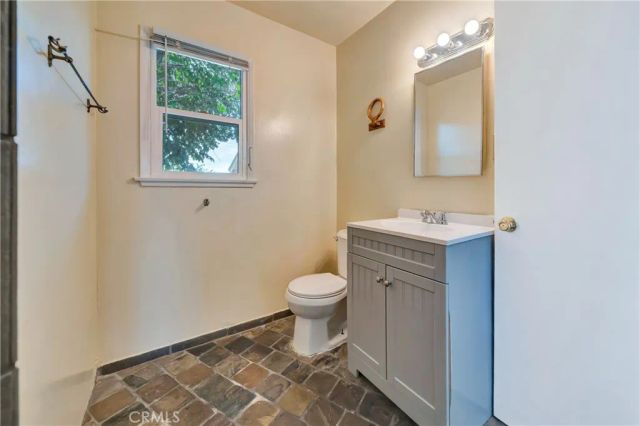 841 W Avenue J9, Lancaster, CA 93534