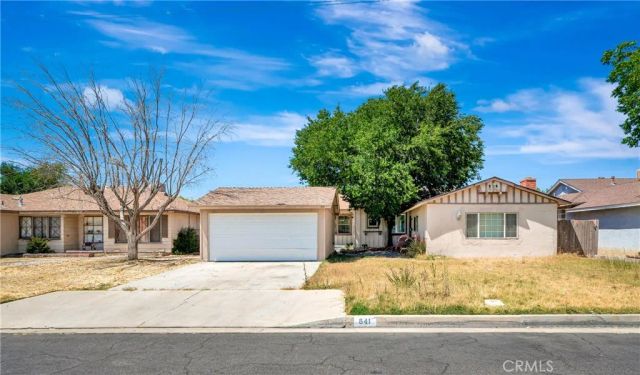 841 W Avenue J9, Lancaster, CA 93534