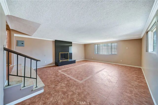 841 W Avenue J9, Lancaster, CA 93534
