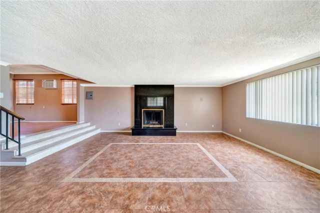 841 W Avenue J9, Lancaster, CA 93534