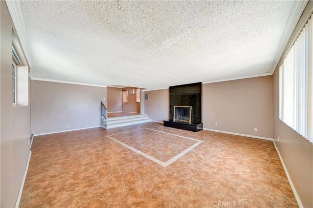 841 W Avenue J9, Lancaster, CA 93534
