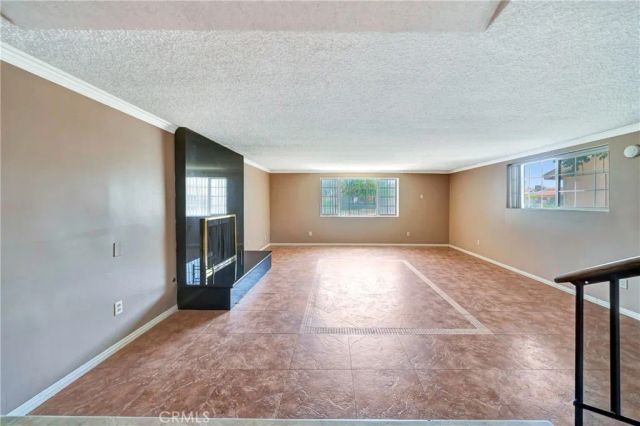 841 W Avenue J9, Lancaster, CA 93534