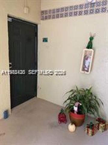 18328 NW 68th Ave I, Hialeah, FL 33015