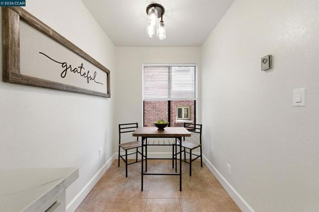 389 Belmont Street 103, Oakland, CA 94610