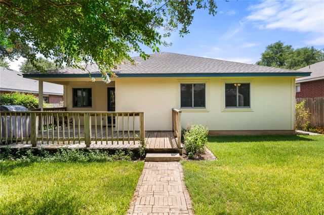 3555 Rock Shelf LN, Round Rock, TX 78681