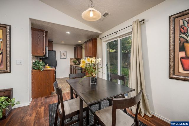 4898 Holly St, Springfield, OR 97478