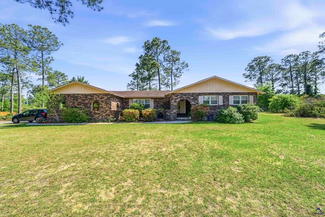28 Tyler Drive, Byron, GA 31008