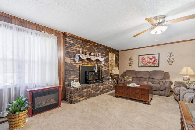 28 Tyler Drive, Byron, GA 31008