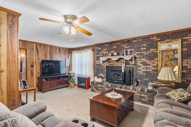 28 Tyler Drive, Byron, GA 31008