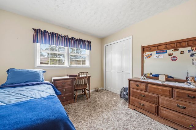 28 Tyler Drive, Byron, GA 31008
