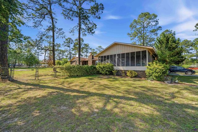 28 Tyler Drive, Byron, GA 31008