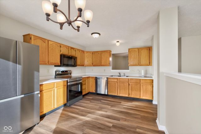 7141 Fields Way, Indianapolis, IN 46239