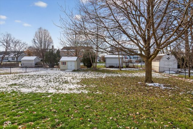 7141 Fields Way, Indianapolis, IN 46239