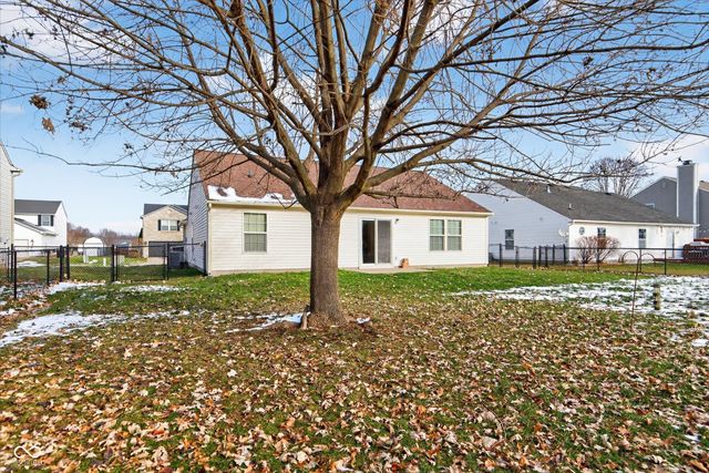 7141 Fields Way, Indianapolis, IN 46239