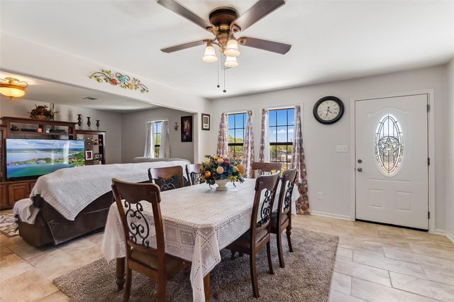 300 Avenue T, Marble Falls, TX 78654