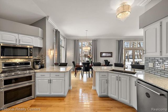 10146 Aberdeen Drive, Grand Blanc, MI 48439