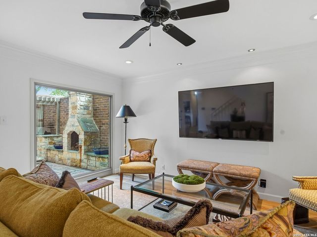8103 N New Braunfels Ave Apt 1, San Antonio, TX 78209
