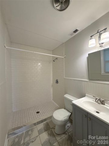 5710 Charing Place, Charlotte, NC 28211
