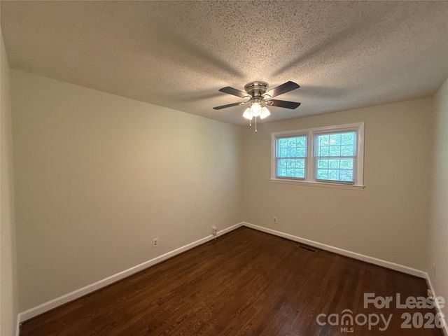 5710 Charing Place, Charlotte, NC 28211