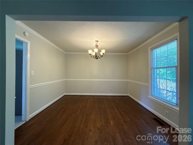 5710 Charing Place, Charlotte, NC 28211