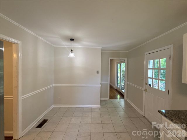 5710 Charing Place, Charlotte, NC 28211