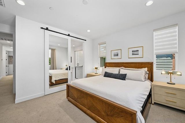 1156 E Cove Pl., Encinitas, CA 92024