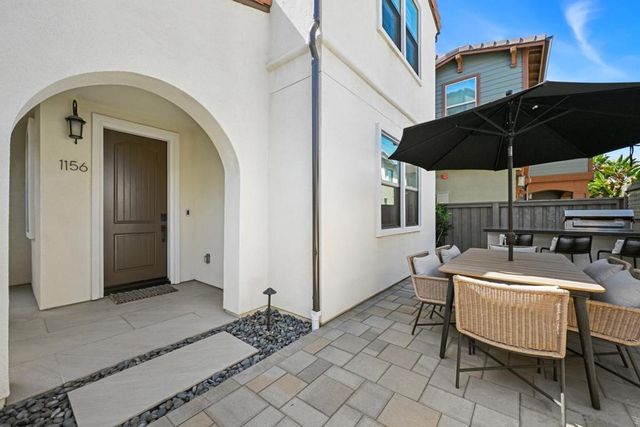 1156 E Cove Pl., Encinitas, CA 92024