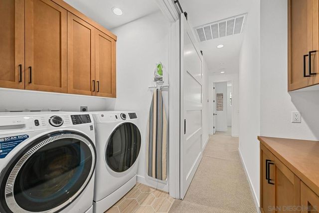1156 E Cove Pl., Encinitas, CA 92024