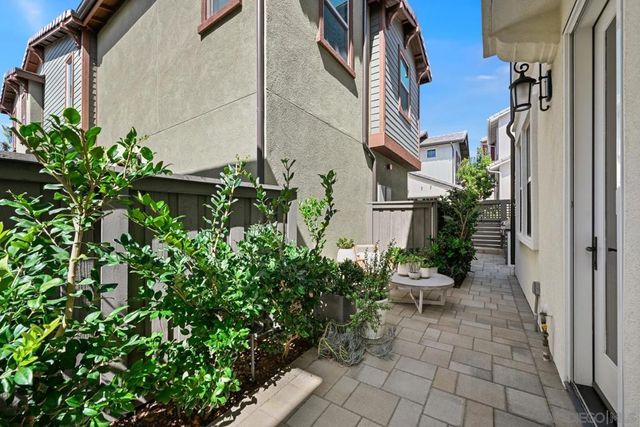 1156 E Cove Pl., Encinitas, CA 92024