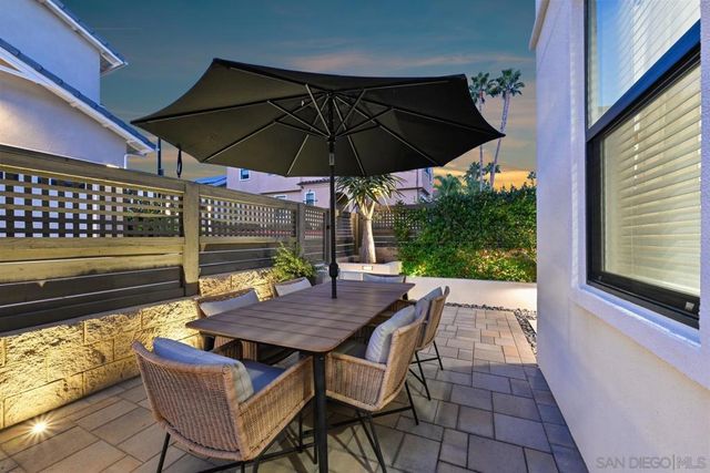 1156 E Cove Pl., Encinitas, CA 92024