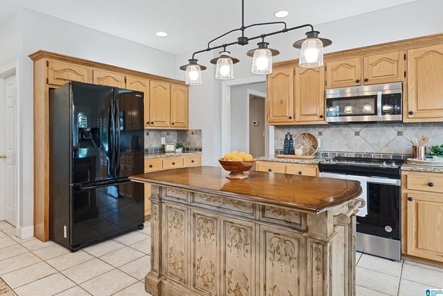 108 SADDLE LAKE DRIVE, Alabaster, AL 35007