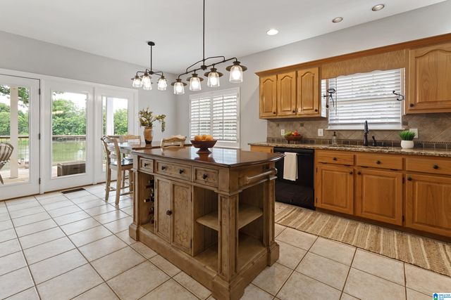 108 SADDLE LAKE DRIVE, Alabaster, AL 35007