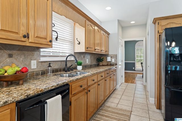 108 SADDLE LAKE DRIVE, Alabaster, AL 35007