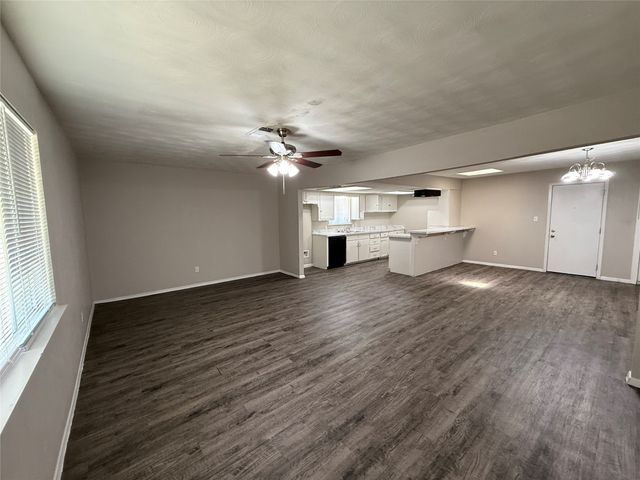 1108 Glen Park Drive, Dallas, TX 75241