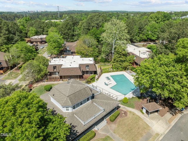 381 Summerwalk Circle, Chapel Hill, NC 27517