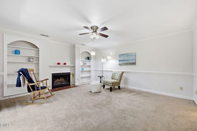 381 Summerwalk Circle, Chapel Hill, NC 27517