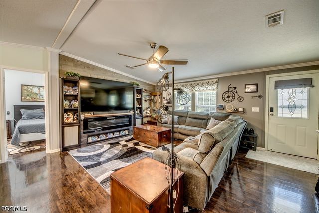356 Sacramento ST, North Fort Myers, FL 33903