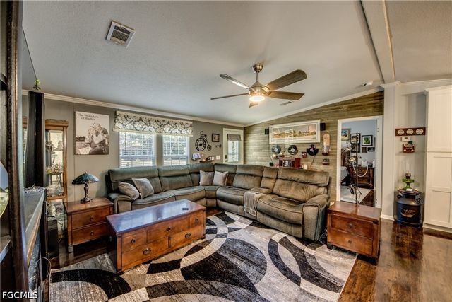 356 Sacramento ST, North Fort Myers, FL 33903