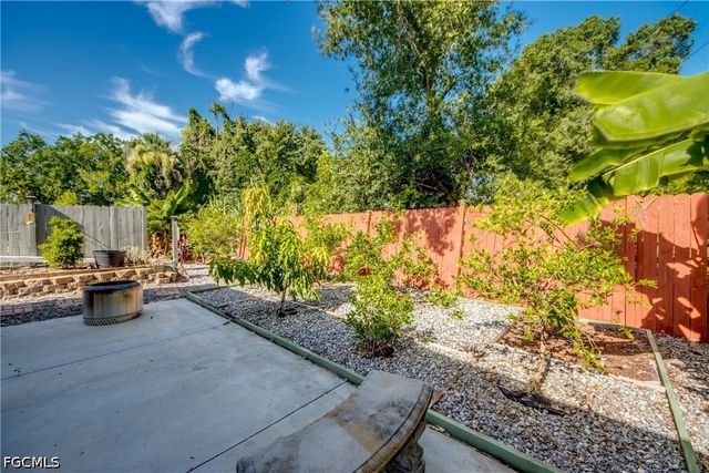 356 Sacramento ST, North Fort Myers, FL 33903